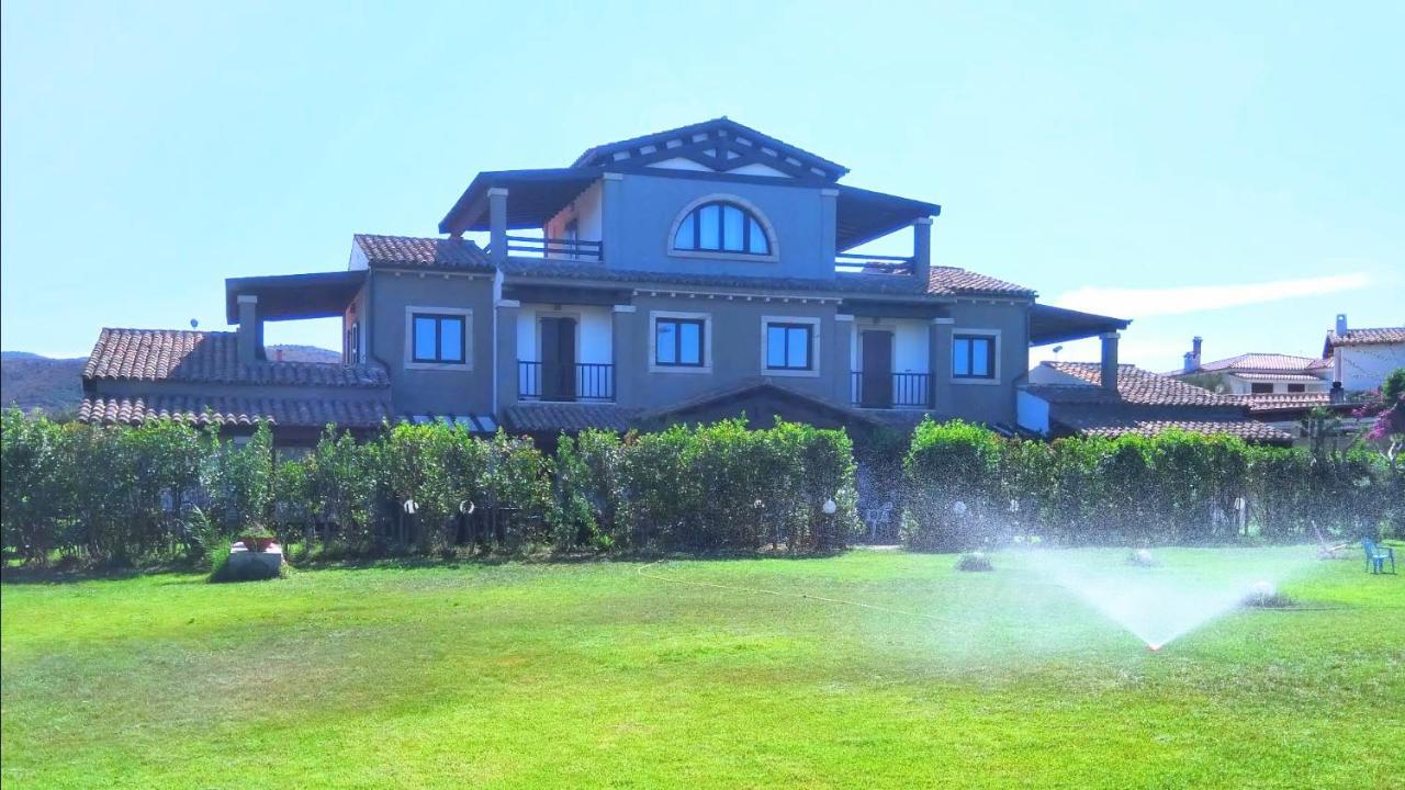 Villa Raffaello Porto San Paolo  Exterior foto